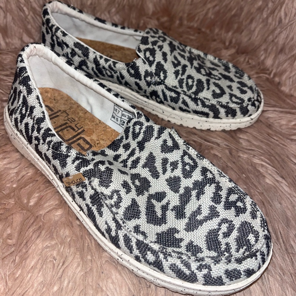 cheetah print hey dudes